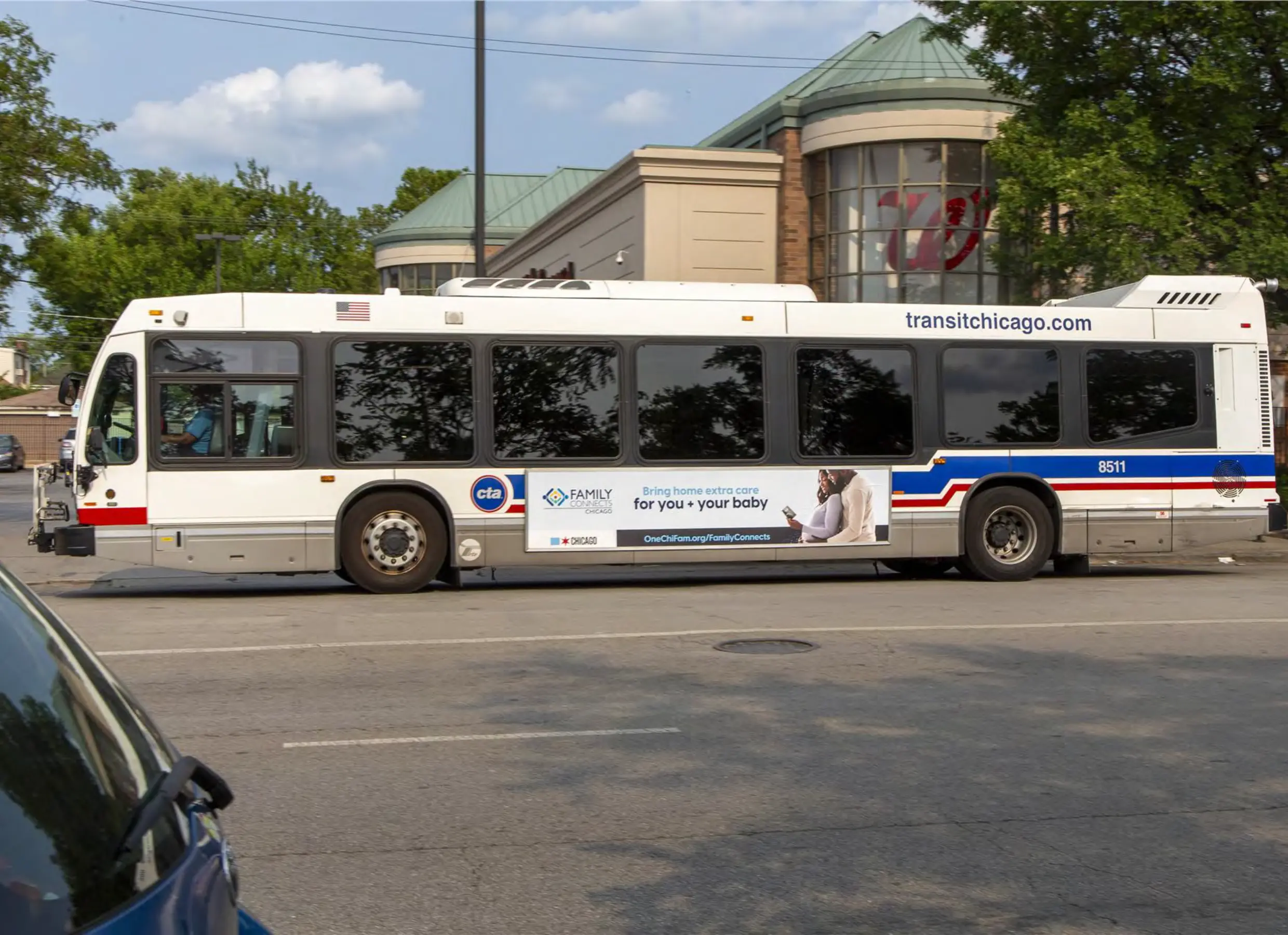Family Connects Chicago ad on a CTA bus